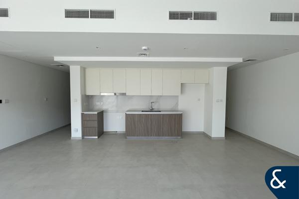 Brand new | Vacant | Close to amenities